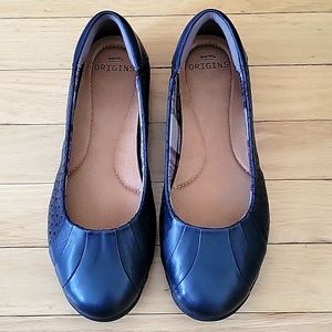 Earth Origins flex flat fiona navy blue shoes size 7W